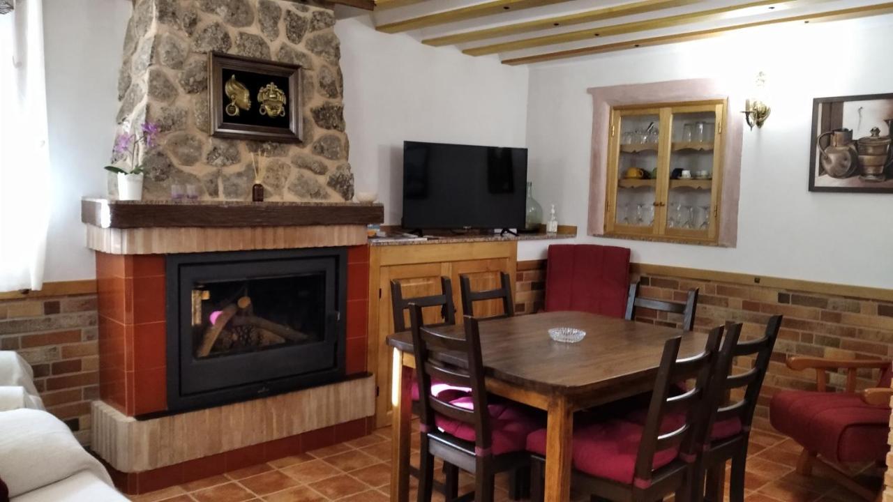 Villa Venta De La Casa Noguera à Riópar Extérieur photo